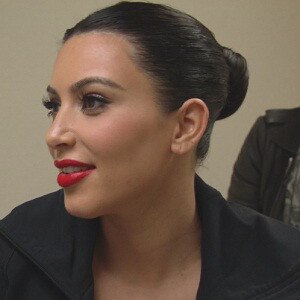 Boy or Girl?! Kim Learns the Gender of Her Baby on Season 8 Premiere of Kardashians—Watch the Clip!