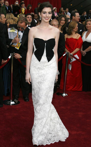 293.hathaway.anne.022507.jpg