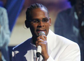 r kelly aressted