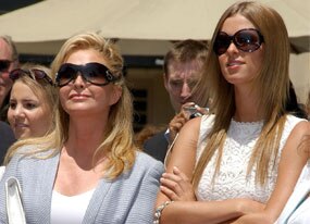 Kathy Hilton, Nicky Hilton