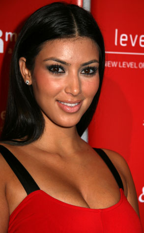 http://images.eonline.com/eol_images/Entire_Site/20070731/293.kardashian.kim.073107.jpg