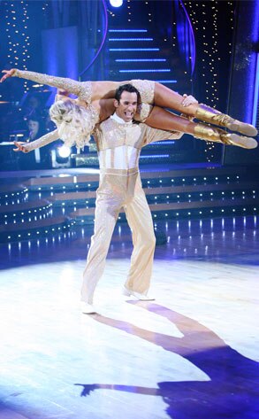 Helio Castroneves, Julianne Hough Helio Castroneves, Julianne Hough