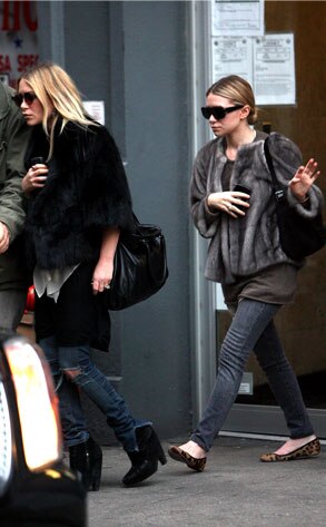 mary kate and ashley olsen paparazzi pictures