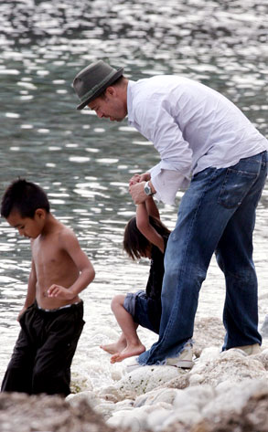 Brad Pitt, Pax Thien