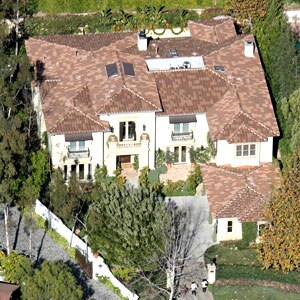 Britney Spears, Summit House