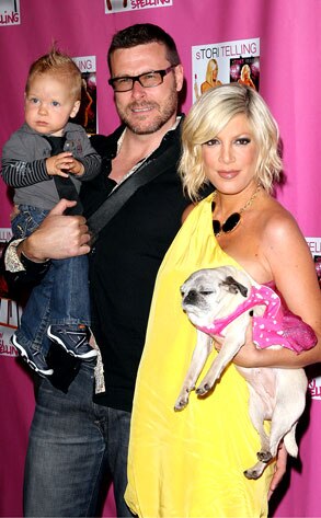 Dean McDermott, Liam McDermott, Tori Spelling, Mimi LaRue Dean McDermott, Liam McDermott, Tori Spelling, Mimi LaRue
