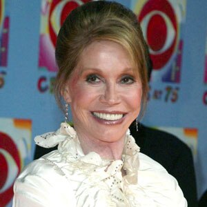 MARY TYLER MOORE to Receive SAGs Life Achievement Award
