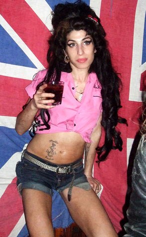 http://images.eonline.com/eol_images/Entire_Site/20080711/293.winehouse.amy.071108.jpg