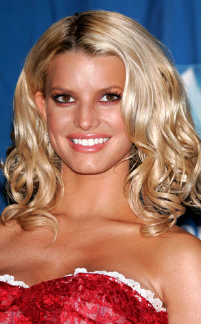 Jessica Simpson turns 29 years old today and by the looks of her Twitter 