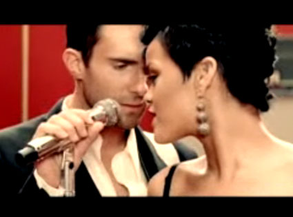 Rihanna, Adam Levine, Maroon 5 adam levine maroon 5. Rihanna, Adam Levine, Maroon 5