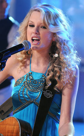 Taylor Swift Fearless Cover. Taylor Swift AP Photo