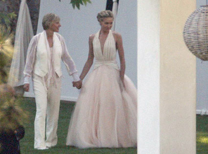 ellen degeneres and portia. Ellen DeGeneres Marries Portia