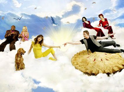Yes the Pushing Daisies comics are coming and although original reports 