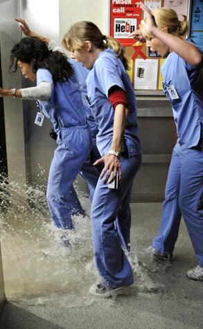 Grey's Anatomy, Here Comes the Flood