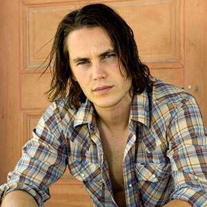 FNL, Taylor Kitsch