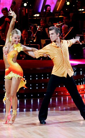 DWTS, Cody Linely DWTS, Cody Linely