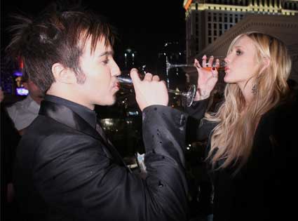 Ashlee Simpson-Wentz, Pete Wentz