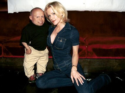 Verne Troyer, Genevieve Gallen
