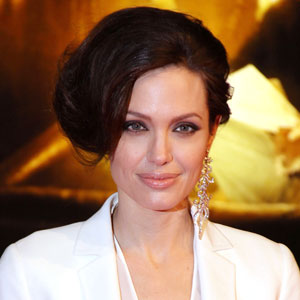 Angelina  Jolie
