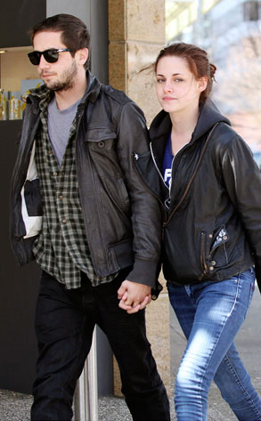 Kristen Stewart And Michael Angarano And Robert Pattinson. As if Robert Pattinson getting