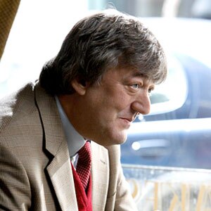 Stephen Fry, Bones