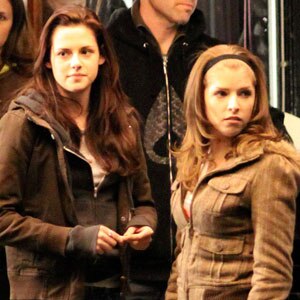 Kristen Stewart, Anna Kendrick, New Moon