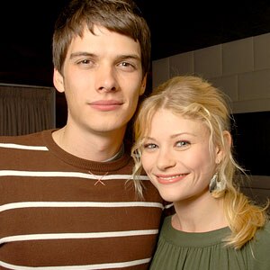 Emilie de Ravin, Josh Janowicz
