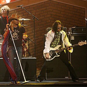 Bret Michaels, Posion