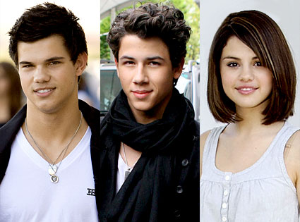 Pictures Of Selena Gomez And Taylor Lautner Kissing. Perfect guy for Selena Gomez