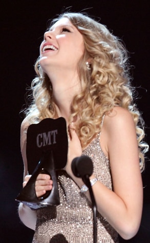 taylor swift tall. for Taylor Swift#39;s quot;Love