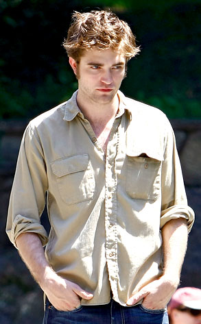 robert pattinson body. Robert Pattinson