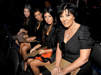 Khloe Kardashian, Kim Kardashian, Kourtney Kardashian, Kris Jenner, Michael Jackson, Memorial Khloe Kardashian, Kim Kardashian, Kourtney Kardashian, Kris Jenner, Michael Jackson, Memorial
