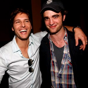 Peter Facinelli, Robert Pattinson