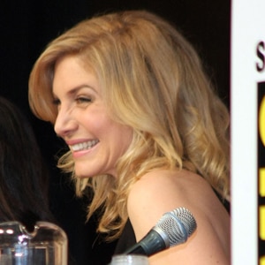 Elizabeth Mitchell 
