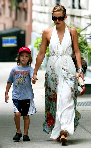 Sun., Aug. 9, 2009 9:00 AM PDT by Sydne Summer. Kate Hudson Sun., Aug. 9, 2009 9:00 AM PDT by Sydne Summer. Kate Hudson