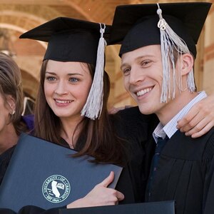 Alexis Bledel, Zach Gilford, Post-Grad