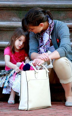 Katie Holmes, Suri Cruise