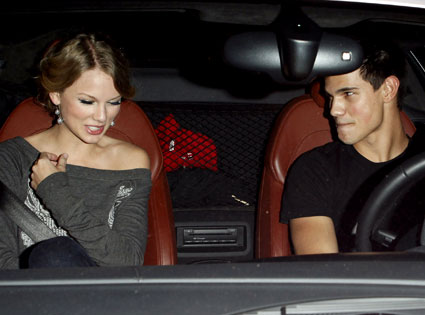 taylor swift and taylor lautner. Taylor Swift, Taylor Lautner Jean Baptiste Lacroix/Getty Images