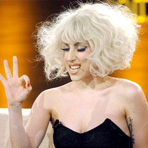 300.lady.gaga.lc.110909.jpg