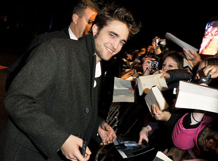 robert pattinson new moon premiere. Robert Pattinson