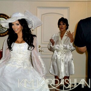Kim Kardashian, Kris Kardashian