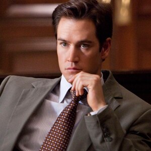 Mark-Paul Gosselaar, Raising the Bar