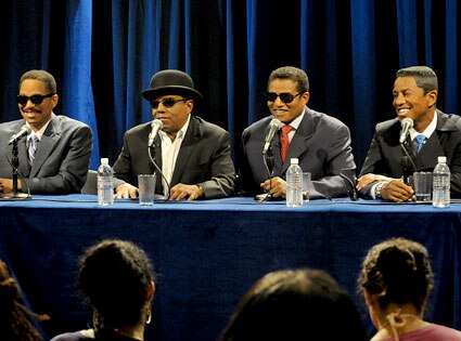 Marlon Jackson, Tito Jackson, Jackie Jackson, Jermaine Jackson