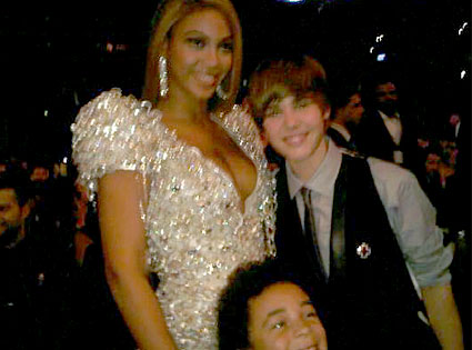 Justin Bieber, Twitter