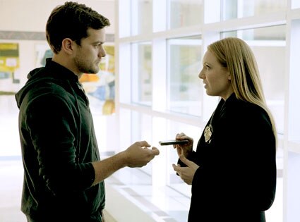 Fringe, Joshua Jackson, Anna Torv