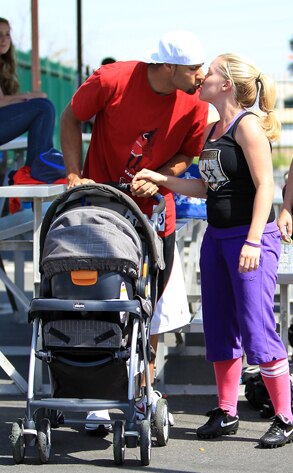 Kendra Wilkinson Baskett, Hank Baskett