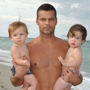 Ricky Martin, Twins