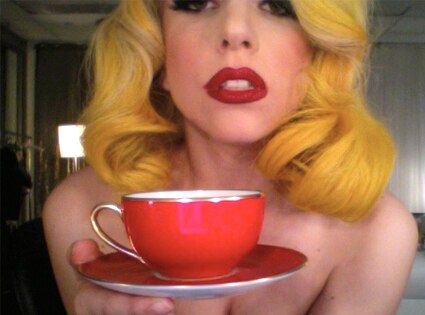 Lady Gaga, Twitter