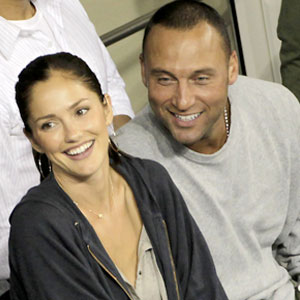 http://images.eonline.com/eol_images/Entire_Site/2010105//300.kelly.jeter.lc.110510.jpg