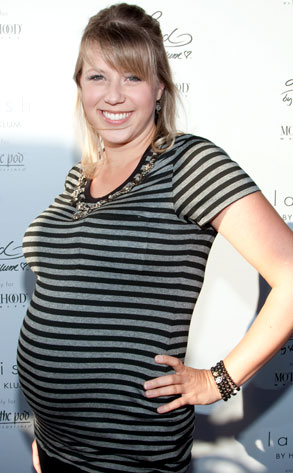 Former Full Houser Jodie Sweetin is back on diaper duty after giving birth 
